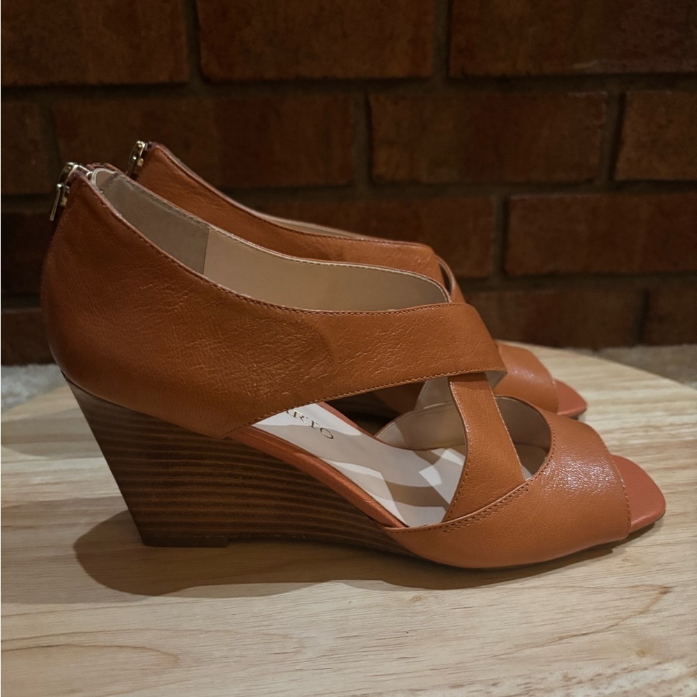 FRANCO SARTO Strappy Zip-Up Brown Leather Tandy 2 Wedge Sandals Heels Size 7